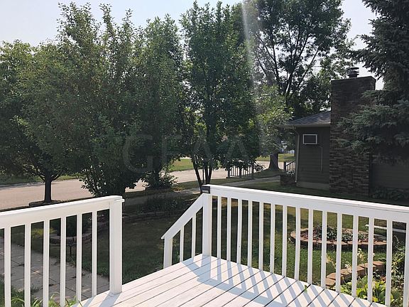 4th image of 412 S Dohney St