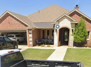 811 Avenue T, Shallowater, TX 79363