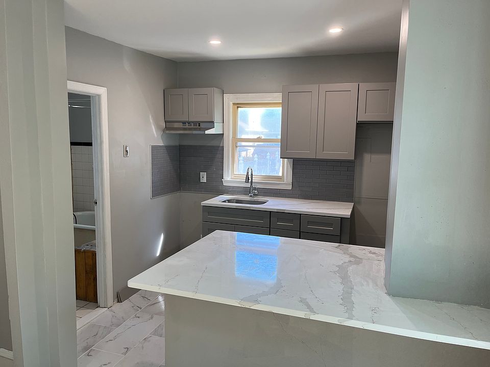 Kitchen: Stainless Steel Appliances will be installed