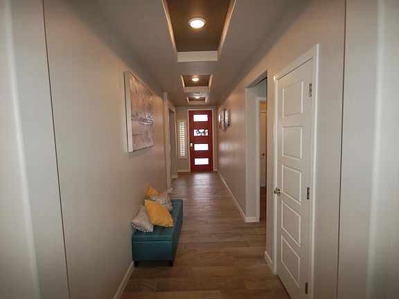 3rd image of 877 Holly Park Ave
