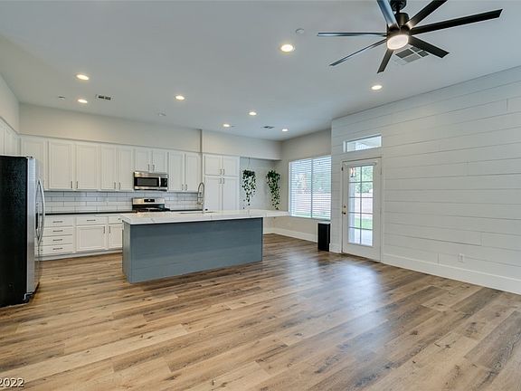 4th image of 9262 Snow Flower Ave