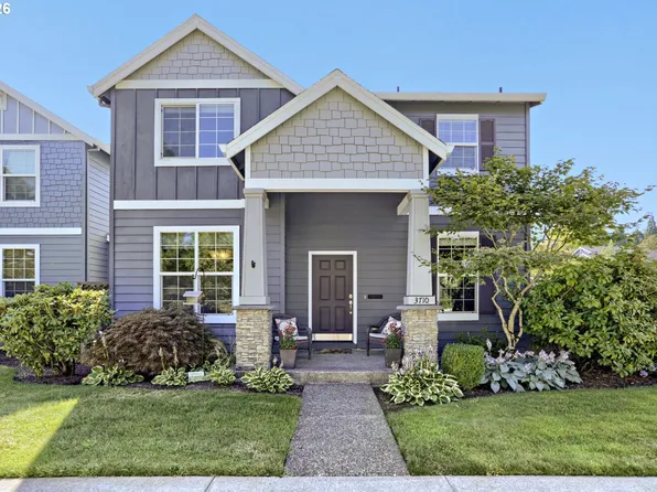 3710 SE Scarlet Pl, Hillsboro, OR 97123