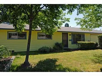 3255 Ferry St photo 1