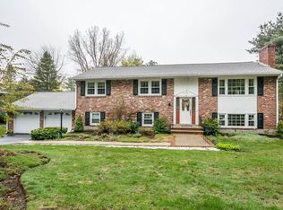 34 Pasture Rd, Reading, MA 01867