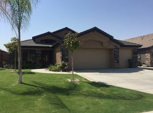 9411 Whitman Ave, Bakersfield, CA 93311