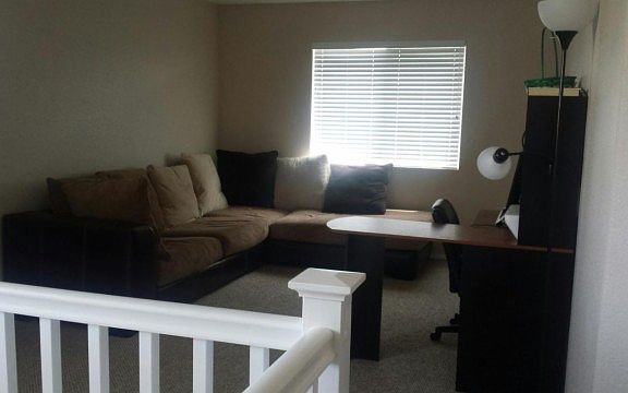 5th image of 44260 Dahlia St
