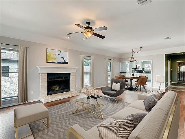 1st image of 5512 Oakwood Cv APT 172