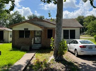 602 Huddleston St, Leland, MS 38756