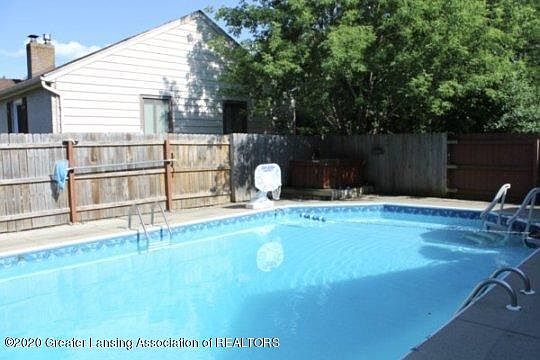 3rd image of 2600 Lasalle Gdns