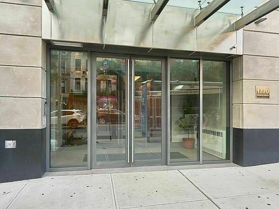 5th image of 1770 Madison Ave APT 3C