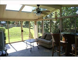 3rd image of 644 Huntington Dr