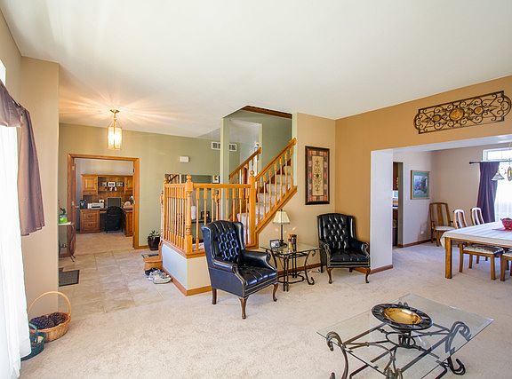 2nd image of 12930 S Walden Dr