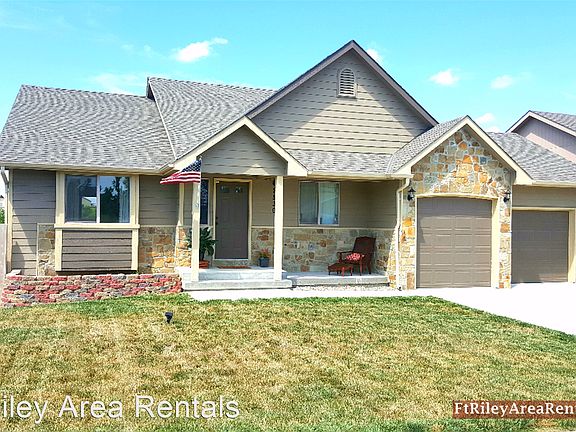 2nd image of 2530 Sutter Woods Ct