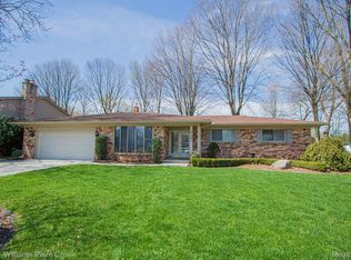 47501 Liberty Dr, Shelby Township, MI