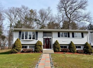 31 Spring Ln, Sharon, MA 02067