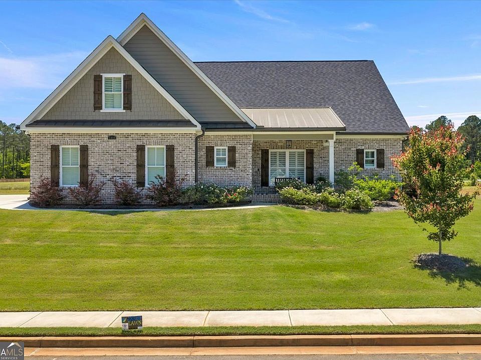 1st image of 148 Camden Trce