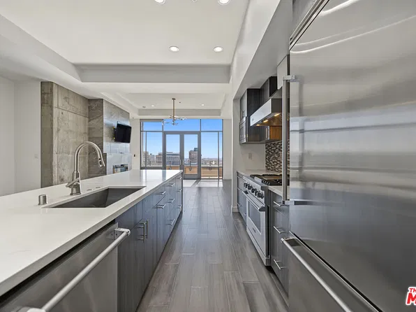 1111 S Grand Ave #Penthouse 6, Los Angeles, CA 90015