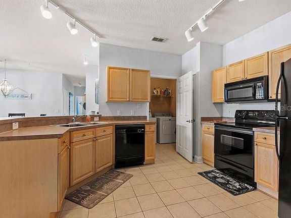 2nd image of 504 TERRACE RIDGE CIRCLE #5