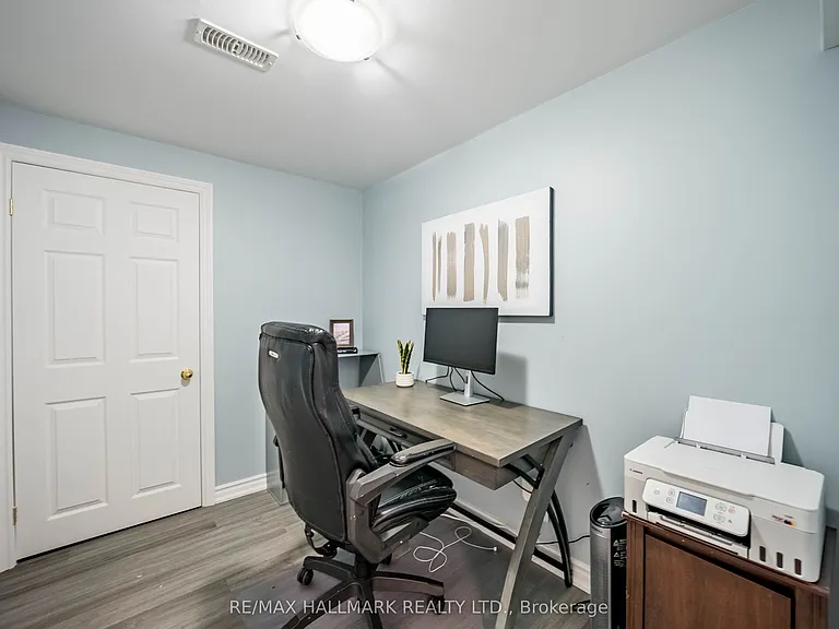 406 Reeves Way Blvd — Photo 34
