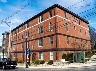 8 Parker St APT 10, Maynard, MA 01754