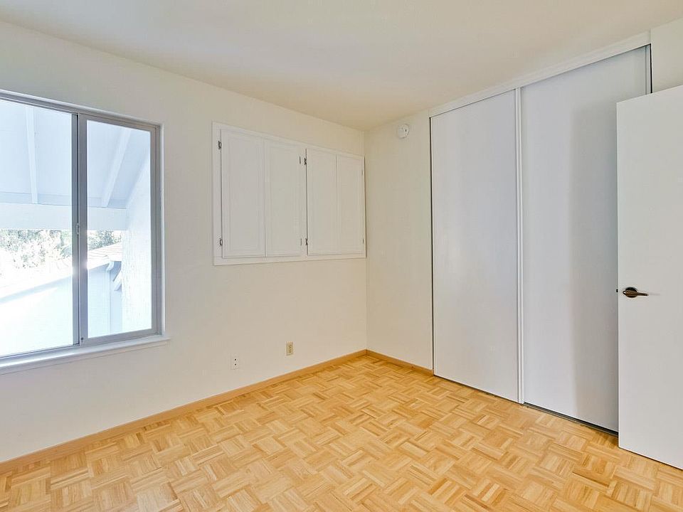 1st image of 7488 Bayliss Ct