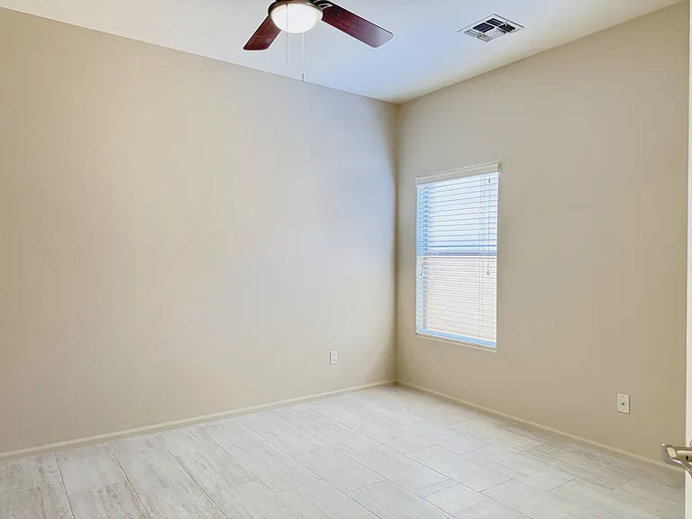1128 S Olympic Dr — Photo 12