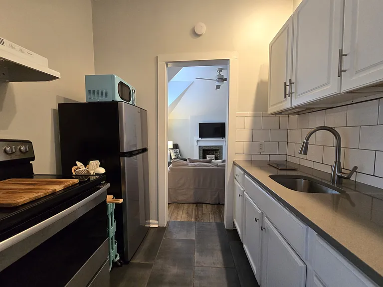 1468 S 4th St #6 — Photo 7