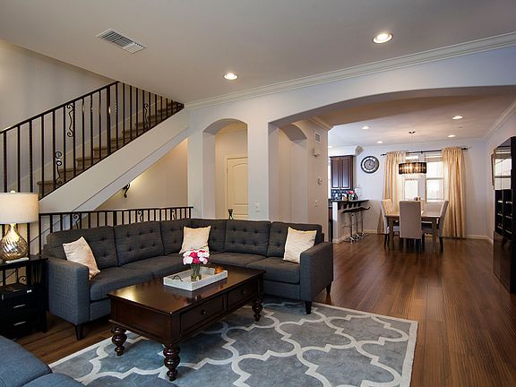 4th image of 10154 Fernglen Ave #4