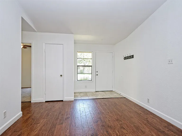12812 Esplanade St — Photo 7