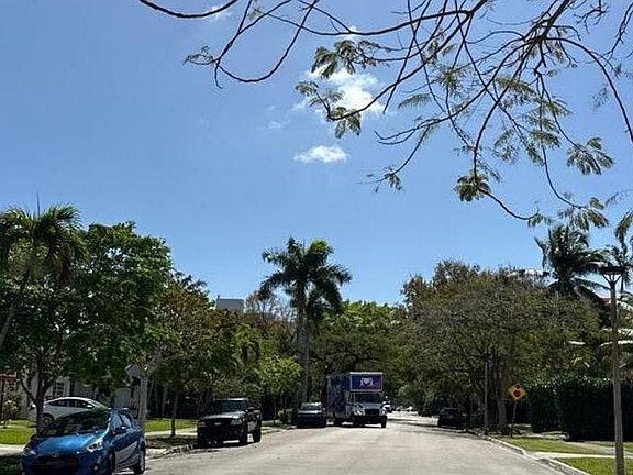 5th image of 434sw30th Rd