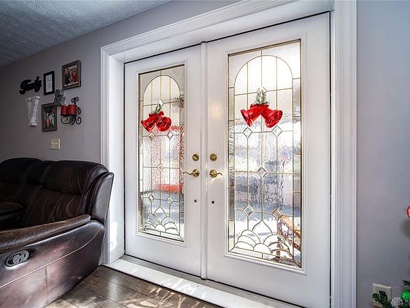 5th image of 508 Robert Simmons Dr