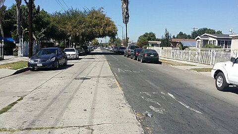 5th image of 934 E 104th St