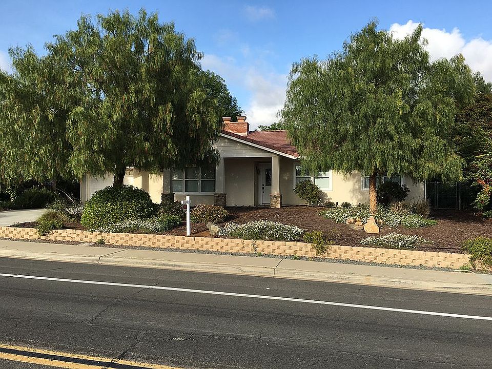 1st image of 17085 Bernardo Oaks Dr