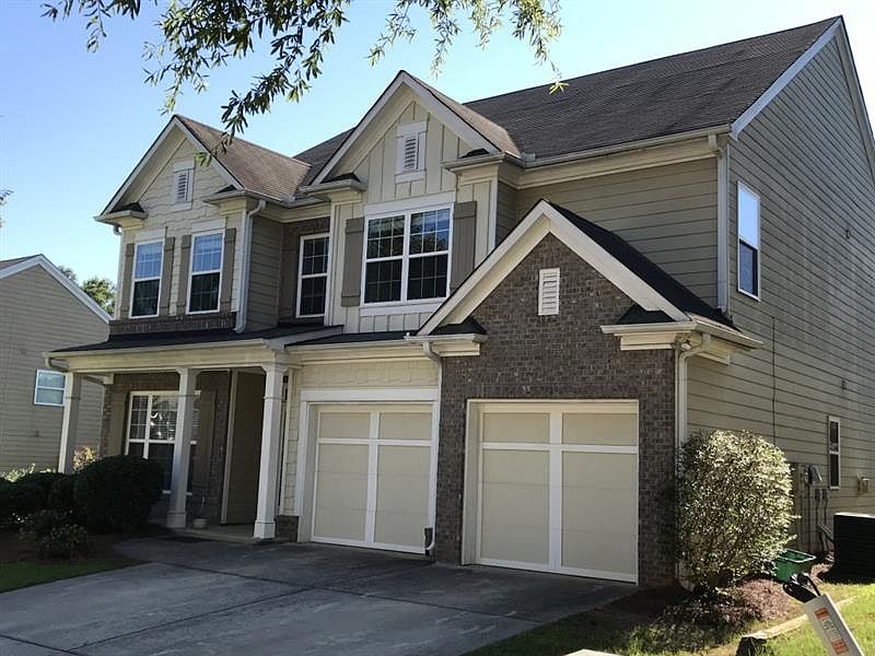 1st image of 828 Harvest Brook Dr