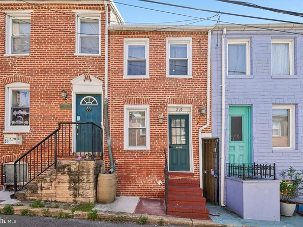 219 S Chapel St, Baltimore, MD 21231