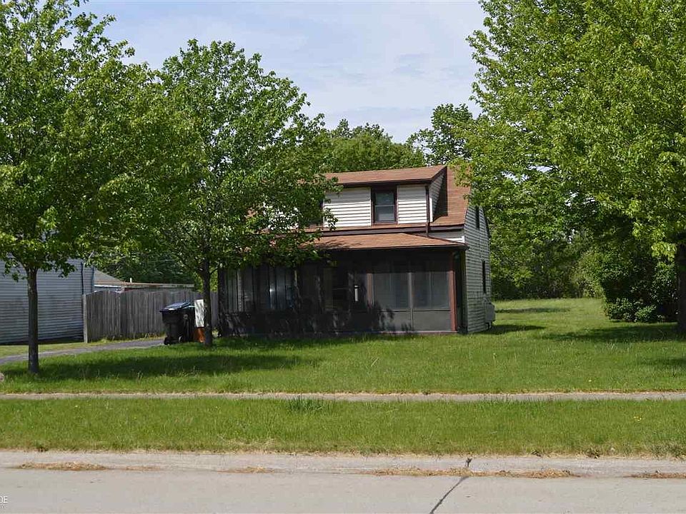 1st image of 22506 Monterey Dr