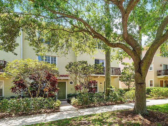 2nd image of 888 University Blvd