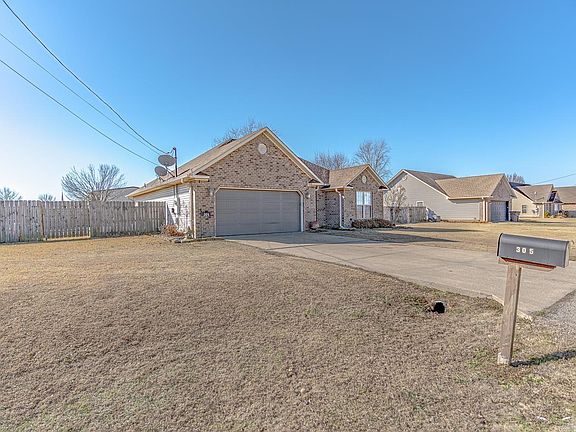 4th image of 305 Amber Ln