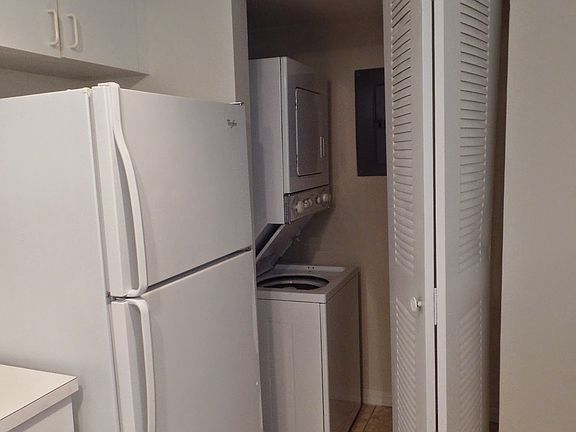 3rd image of 3844 Lyons Rd APT 211-4