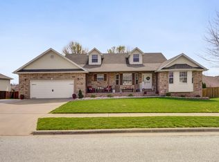 836 E Elizabeth St, Republic, MO 65738