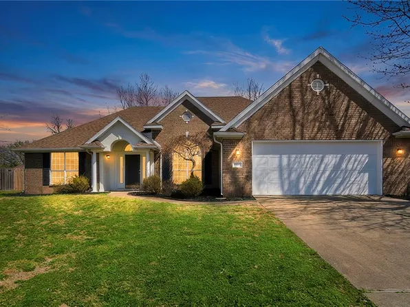 4465 Warwick Cv, Springdale, AR 72762