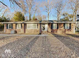 6038 Woodbridge Rd, Charlotte, NC 28227