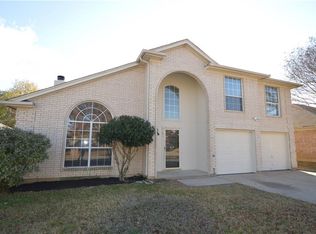 4204 Highgrove Dr, Arlington, TX 76001