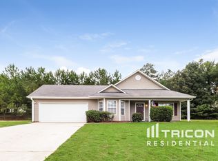 324 Shelley Ln, Locust Grove, GA 30248