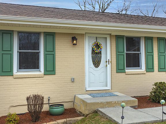 3rd image of 3424 Ashmeade Dr