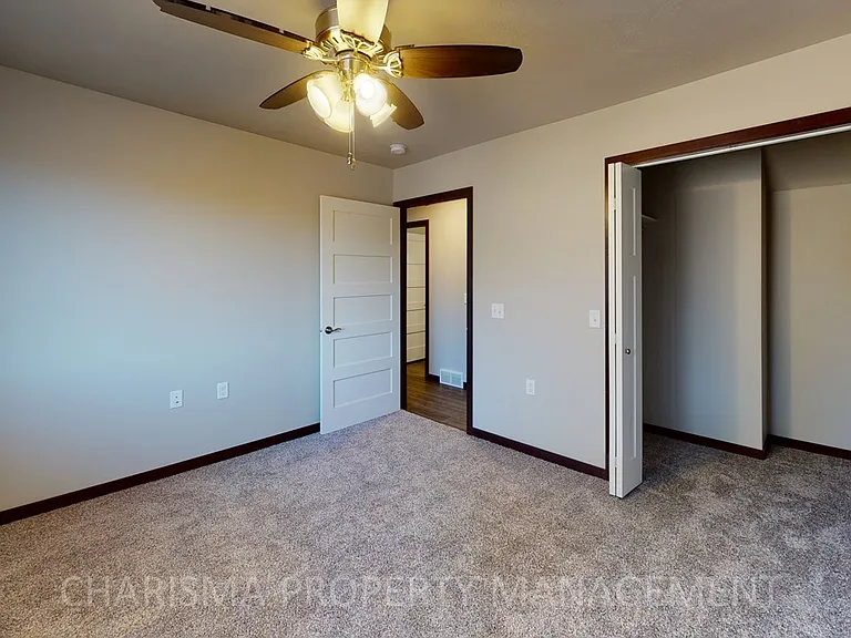 Vernon Drive Townhomes — Photo 12