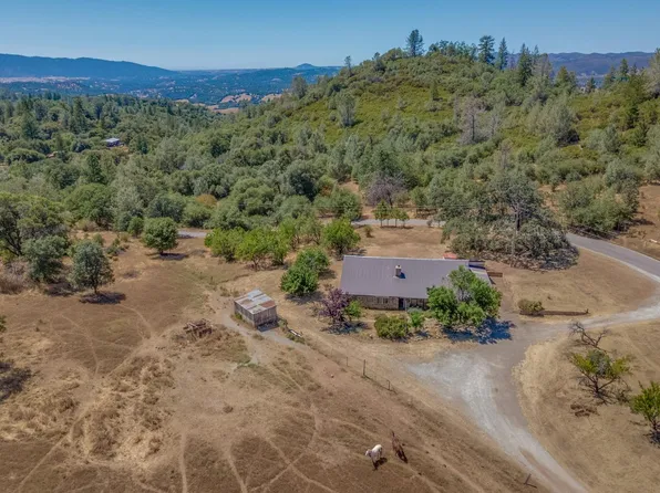 5572 Darby Ln, Murphys, CA 95247