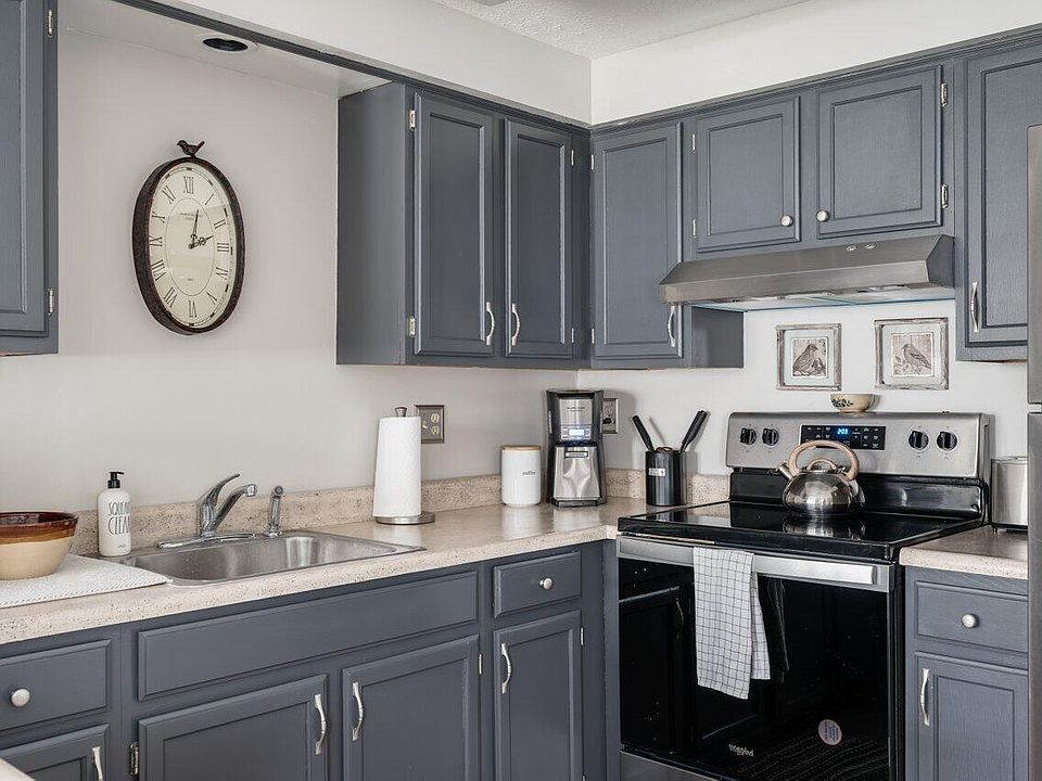 2 New Colony Drive UNIT 37, Old Orchard Beach, ME 04064 Zillow