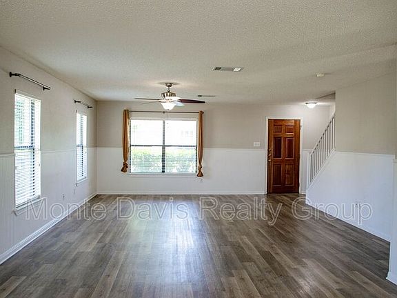 2nd image of 1193 Forest Bluff Trl