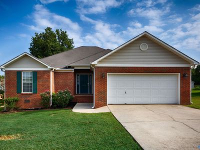 5974 Vinemont Dr NW, Huntsville, AL, 35806